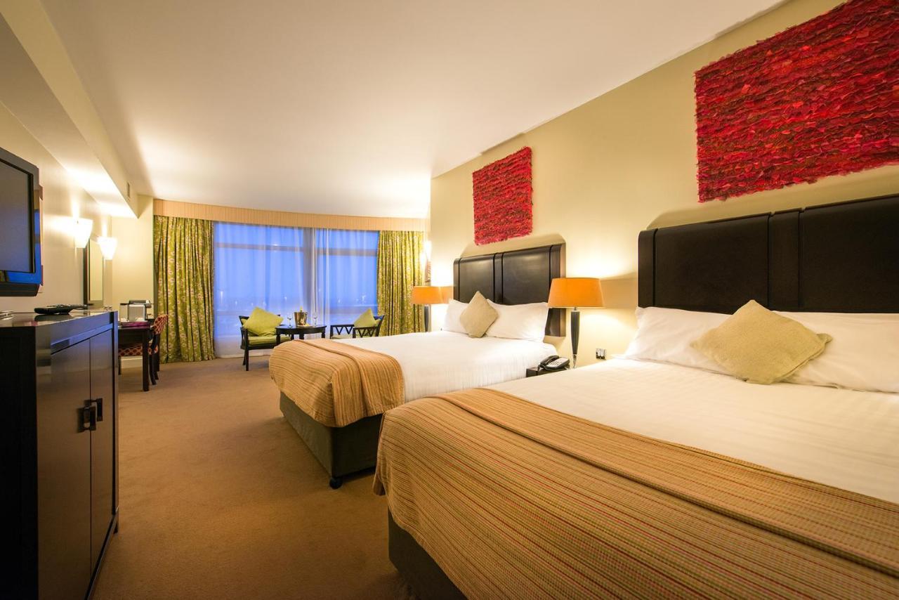 Cork International Hotel Екстериор снимка