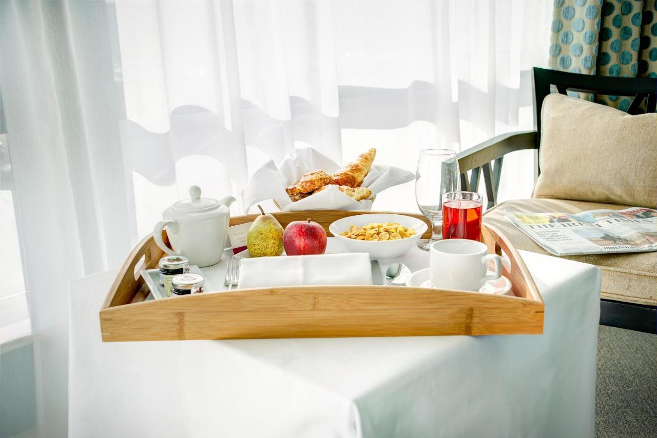 Cork International Hotel Екстериор снимка