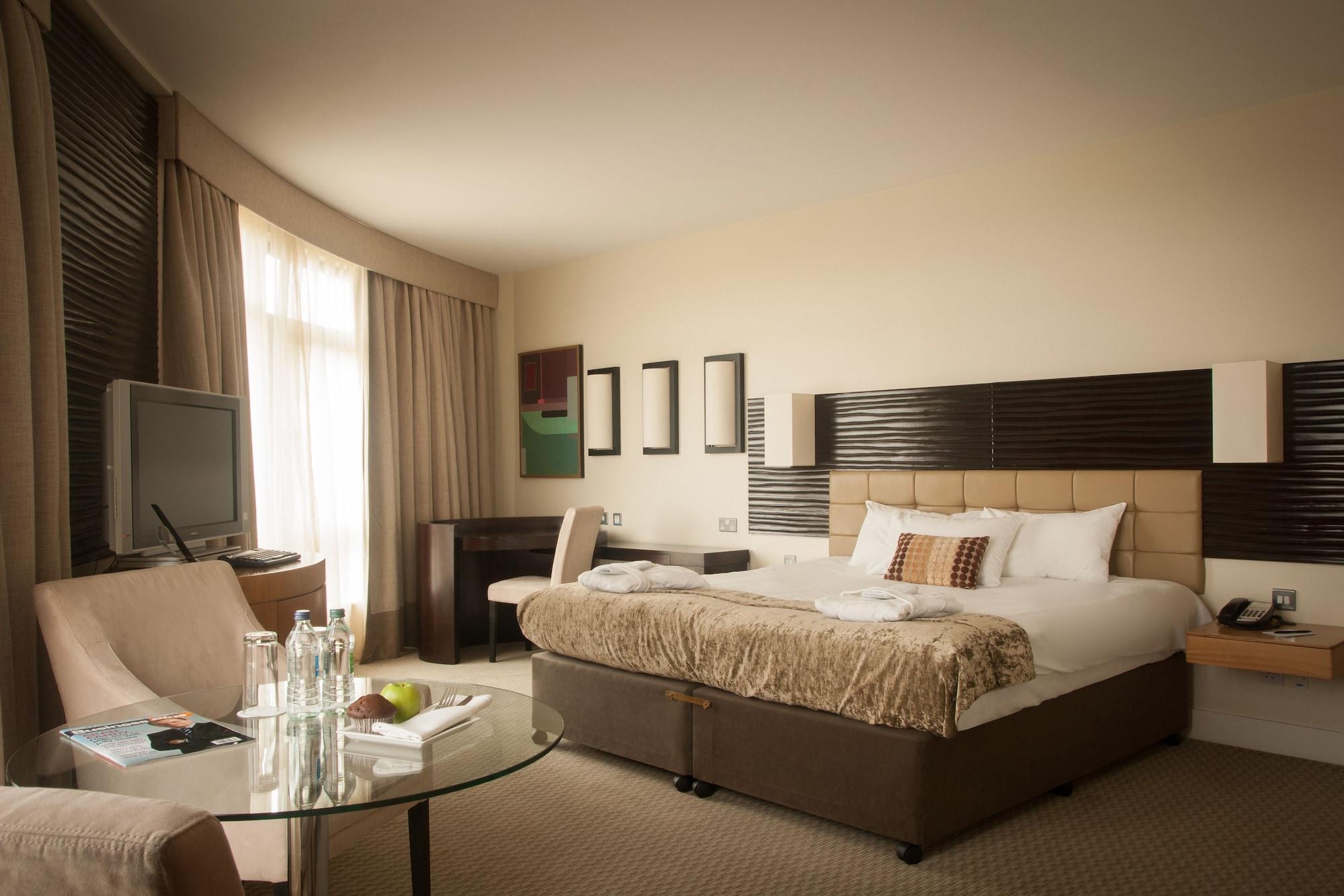 Cork International Hotel Екстериор снимка