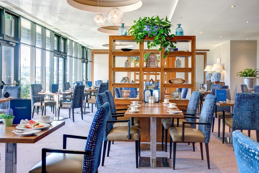 Cork International Hotel Екстериор снимка